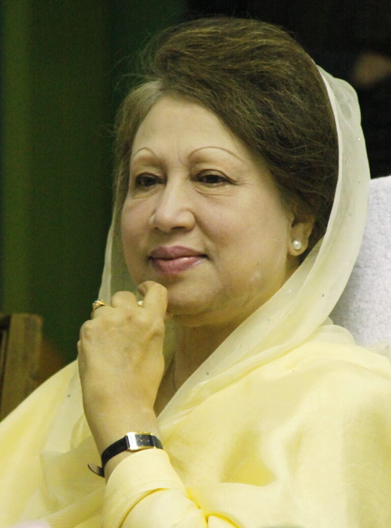 Begum_Zia_Book-opening_Ceremony,_1_Mar,_2010
