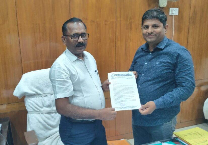 4992ca76e1774f1fa7f97e3d6785b146